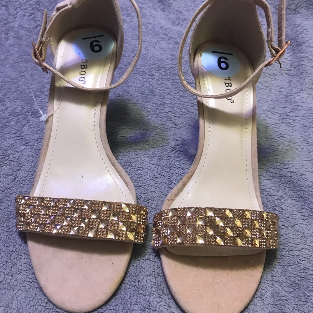 Sandals w/ rose gold & crystals